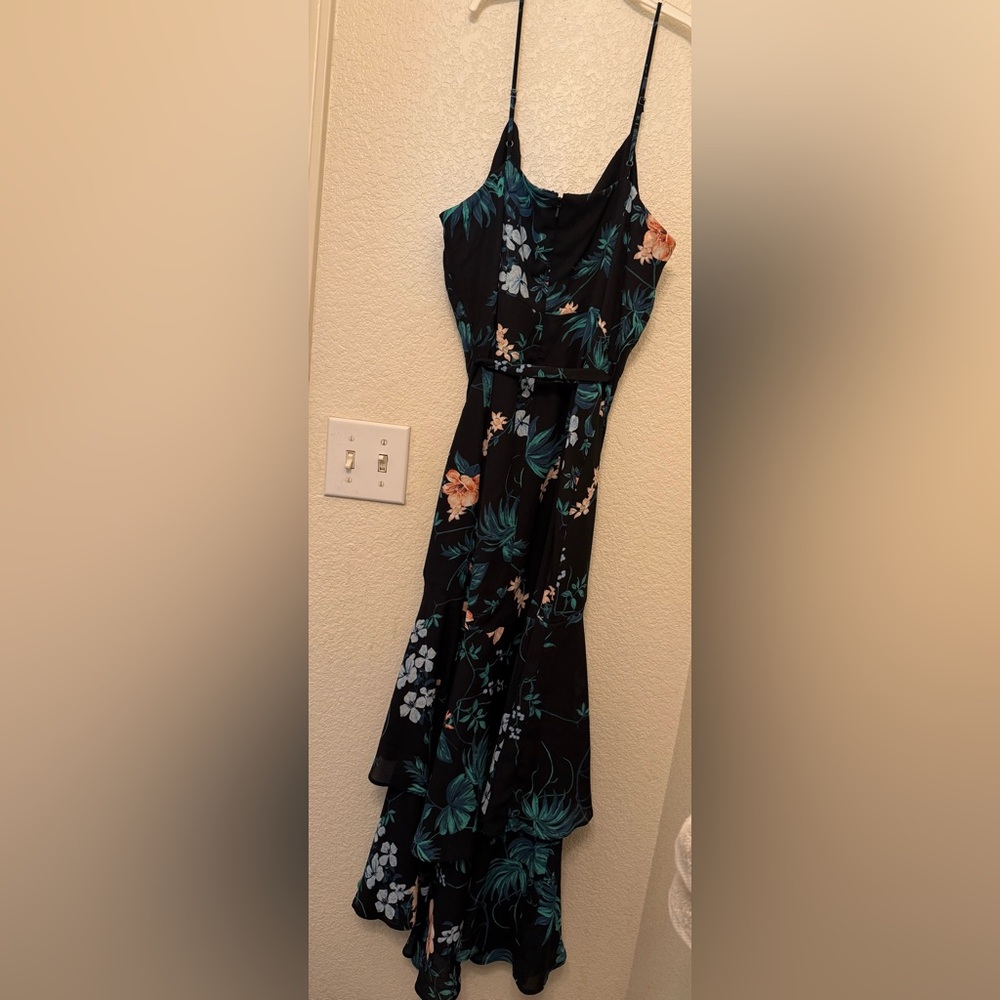 Banana Republic Black Maxi Dress with Floral Design - Picture 3 of 3